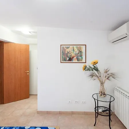 Appartement House Adriana *